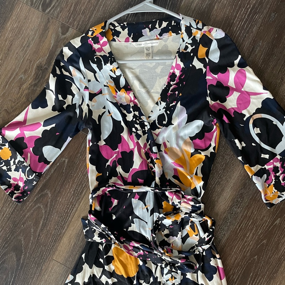 DVF wrap dress. Size 4.